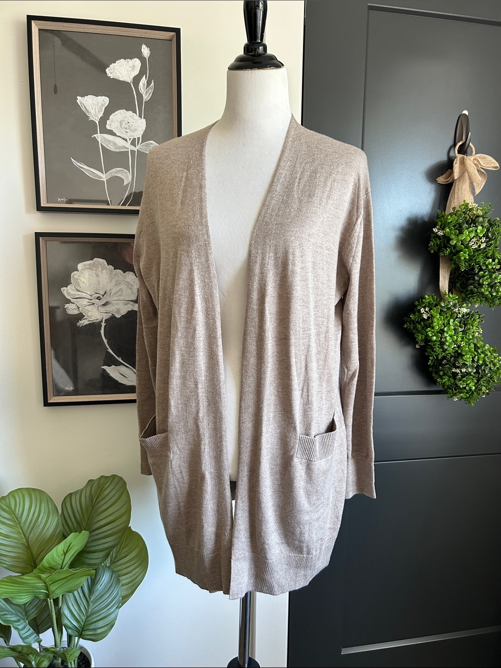 🆕 Cashmere blend M Light Taupe Open-Front thin long Cardigan Sweater